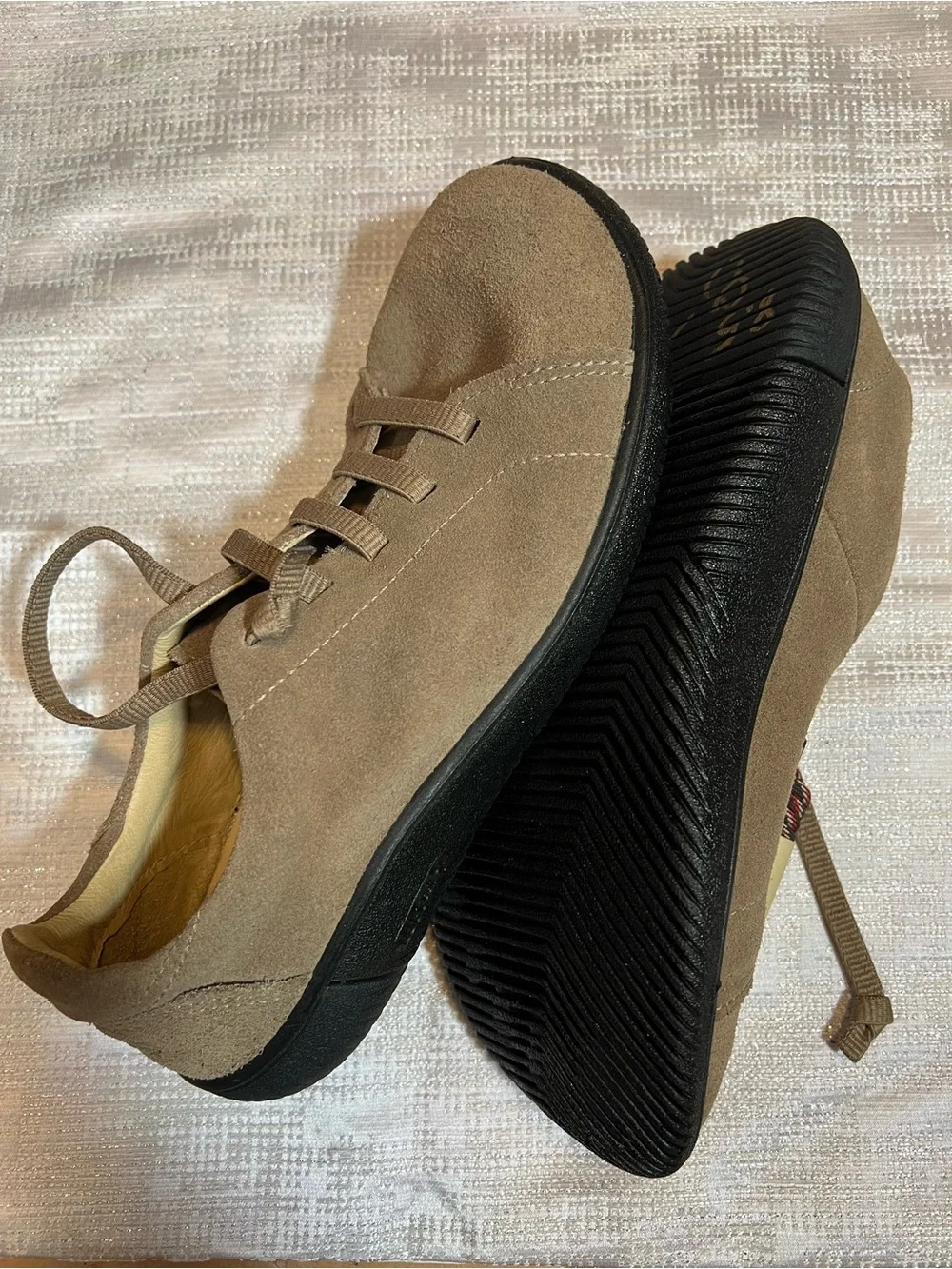 KEEN KNX Lace Suede Sneakers Caribou Black Men’s 8.5 NWOB $140
